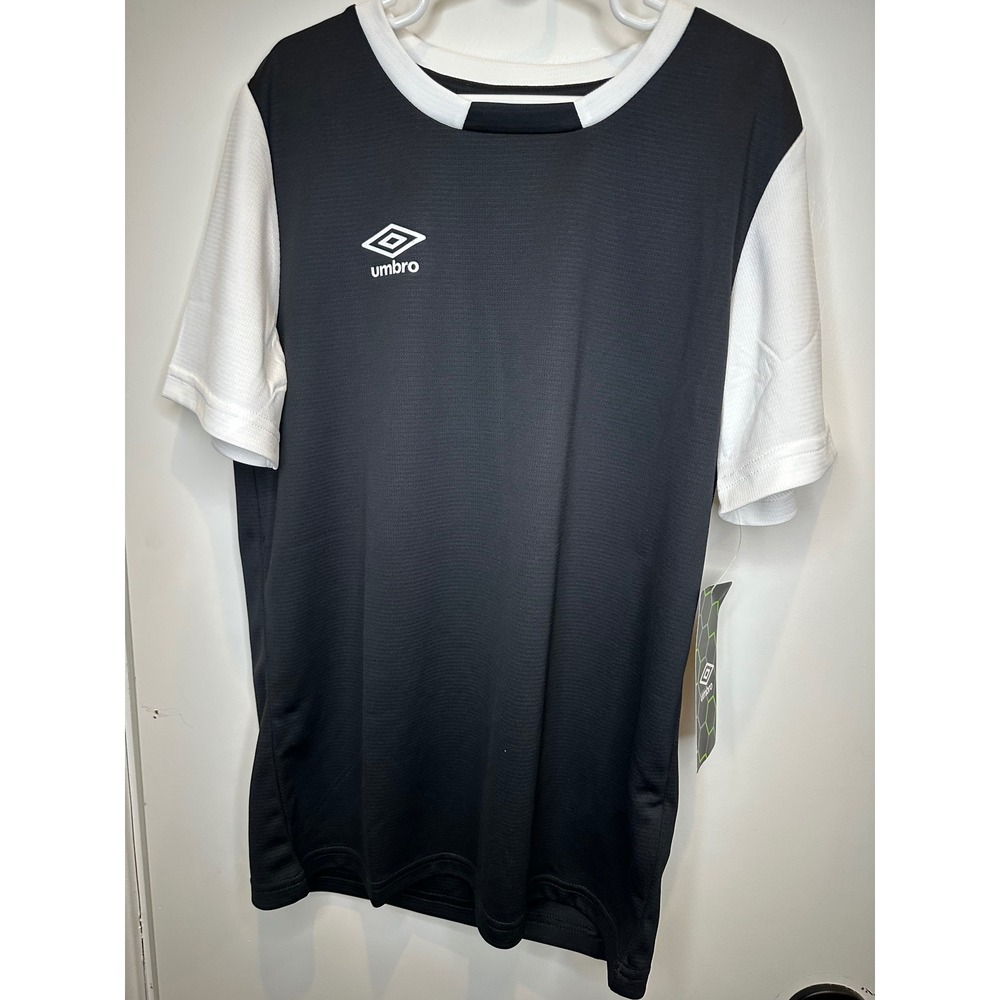 Umbro Boys Soccer Jersey Black White Short Sleeve Athletic Shirt Size M 10/12